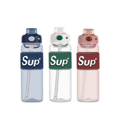 Anti-corrosion Coating Equipped 650ml 780ml Large Capacity Water Cup With Straw And Lid