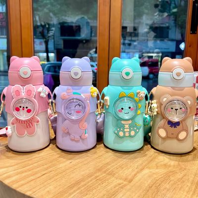 Direct Drinking Large Capacity Cute Cartoon Bear Rabbit Plastic Water Bottle With Straw