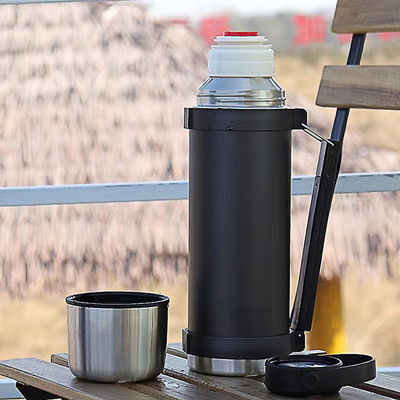 Travel Insulated Water Jug With PORTABLE Design and Thermal Insulation Performance