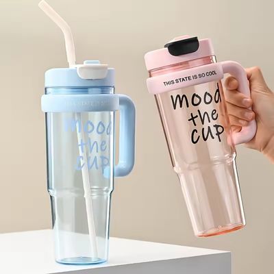 Plastic Water Cup 900ml BPA Free Spray Bottle for Girls Outdoor Sports and Travel
