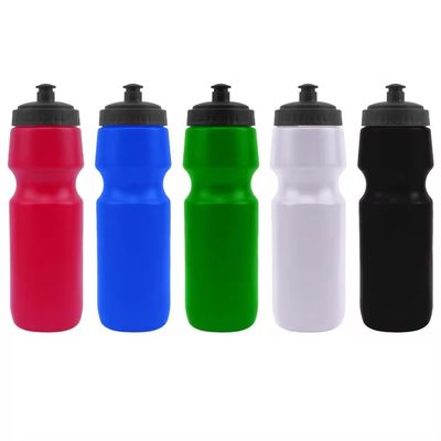 Customized Logo Acceptable 700ml PE Plastic Sports Water Bottle With Dust Cover