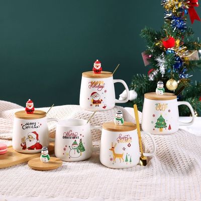 Christmas Gift Reusable 400ml Porcelain Coffee Cup with Spoon and Santa Decoration