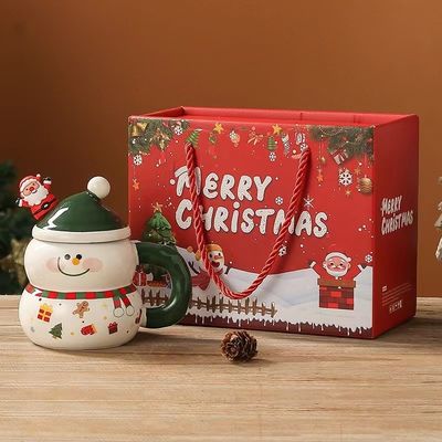 1 Piece Guarantee Ceramic Santa Mug Christmas Cup with Custom Logo Design and Spoon