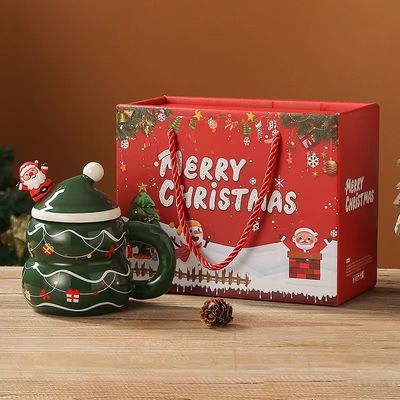 1 Piece Guarantee Ceramic Santa Mug Christmas Cup with Custom Logo Design and Spoon