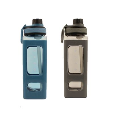 Large Capacity 700ml BPA Free Sports Water Bottle for Gym Motivation and Hydration