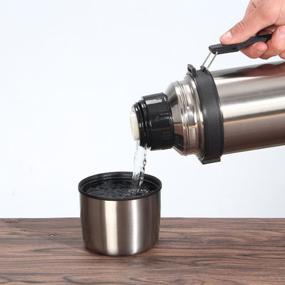 1800ml Straight Cup Portable Vacuum Stainless Steel Walking Kettle for Outdoor Sports