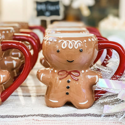 Christmas Day Holiday Custom 300ml Funny Gingerbread Man Magic Cookie Holding Mug