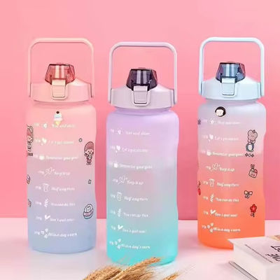 2L Fitness Plastic Bottle Portable Leakproof Frosted Gradient Spring Cap Capacity Line Shaker Bottle Customized Color