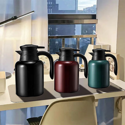 Compact and Convenient 1500ml Capacity Black Hot Kettle for Long-Term Insulation