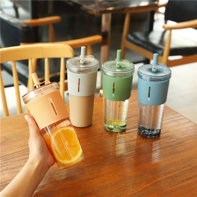 700ml Plastic Cup Custom Patterned WITH LID Outdoor Reusable Water Bottle For Adults