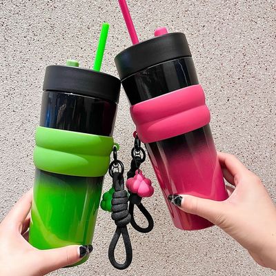 Stainless Steel Ice Drink Bottle with Large Capacity and Insulated Vacuum Design 24oz