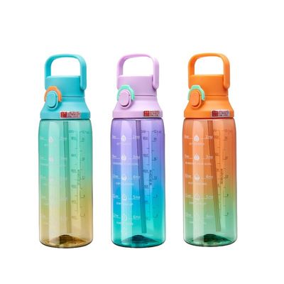 Modern Design Style 750ml Capacity Suction Cap Sport Kettle with Handle and Straw