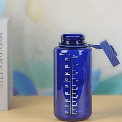 Unisex 1000ml Large Capacity Water Cup Scale Waterproof Cup with PS Plastic Material
