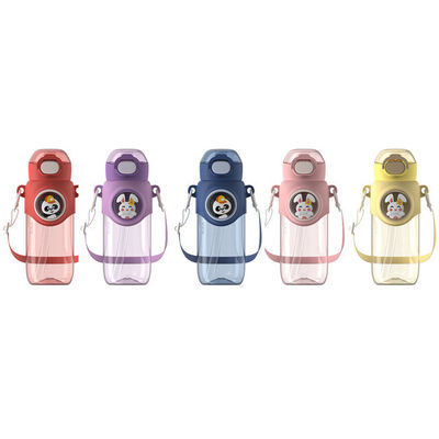 690ml Outdoor Student Plastic Drinking Bottle with Personalized Logo and Straw Type Design