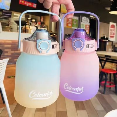 Minimalist Design Style 1100ml 1300ml PC Plastic Drinking Bottle with Customized Logo