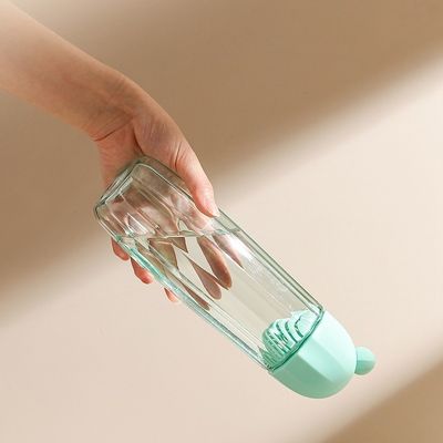 Telescopic Handle Plastic Water Bottle With Tea Filter for Children's Hydration Needs