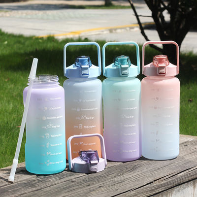 Large Capacity 2000ML PETG Drinking Water Bottle with Straw and Anti-corrosion Coating