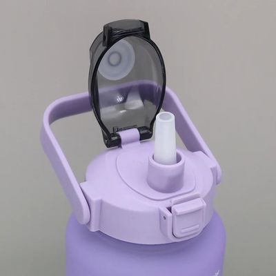 Drinkware 2L Portable Plastic Water Bottle with Time Marker and Gradient Color