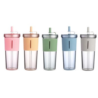 Double Wall Plastic Reusable Bubble Tea Cup with 700ml Capacity and Silicone Sleeve