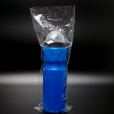 Equipped PE Plastic 700ml Plastic Sports Water Bottle With Dust Cover for Cycling Bike
