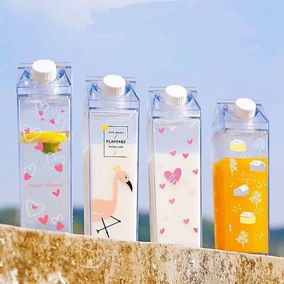 Unisex 500ml Clear Plastic Water Bottle Applicable for Boiling Water Cute Square Design