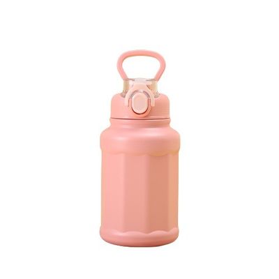 Outdoor Sports Stainless Steel Vacuum Thermos Cup with 700ml Large Capacity and Straw