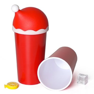 20 OZ Christmas Coffee Mugs 600ML Luxury Custom Logo Novelty Straw Cup For Christmas