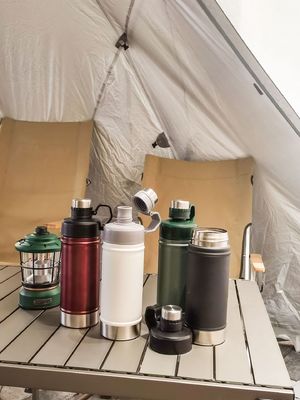Reusable Colorful 422.2g Advantage Leakproof 750ml Gym Thermos 550ml Flask Gift Set
