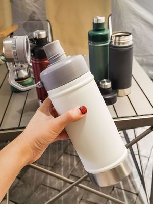 Reusable Colorful 422.2g Advantage Leakproof 750ml Gym Thermos 550ml Flask Gift Set
