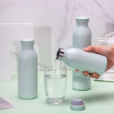 Customized Logo Stainless Steel Insulated Milk Bottle for Camping and Outdoor Activities